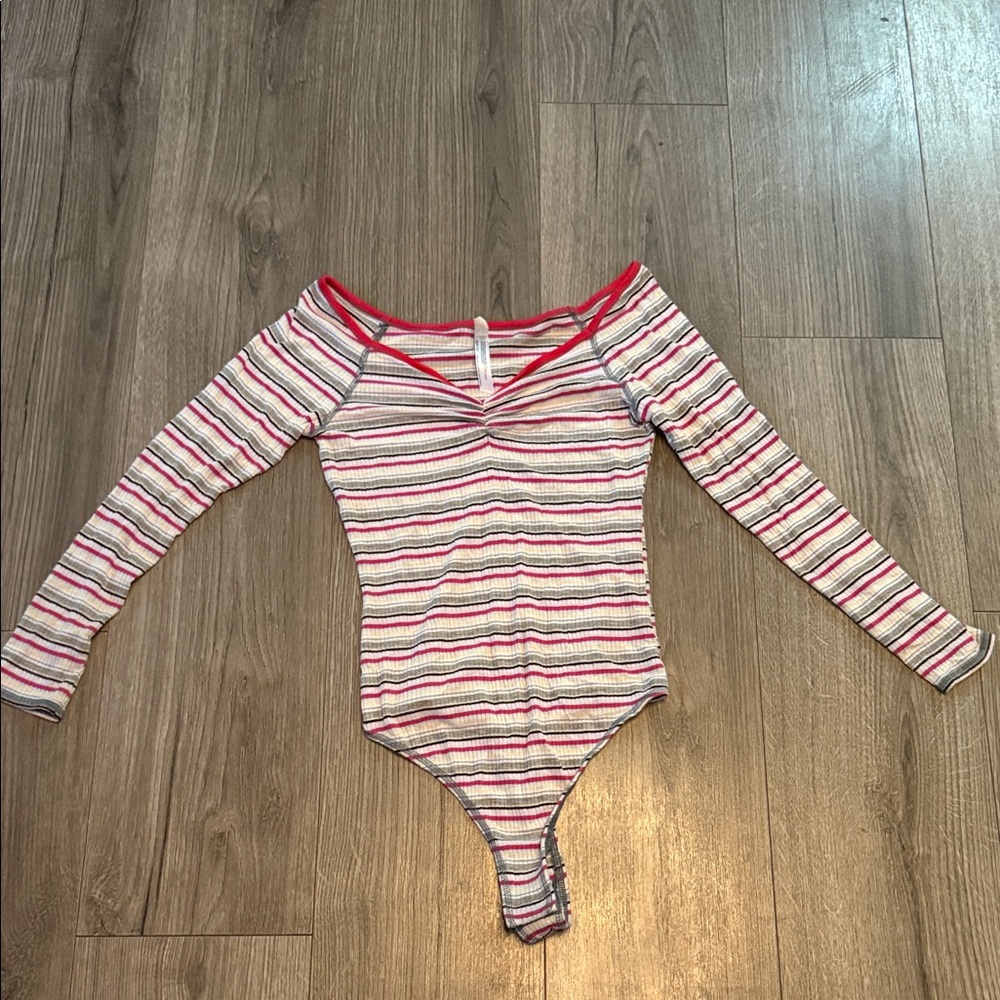 Free People - Women’s Striped Long-Sleeve Bodysuit - Pink & White